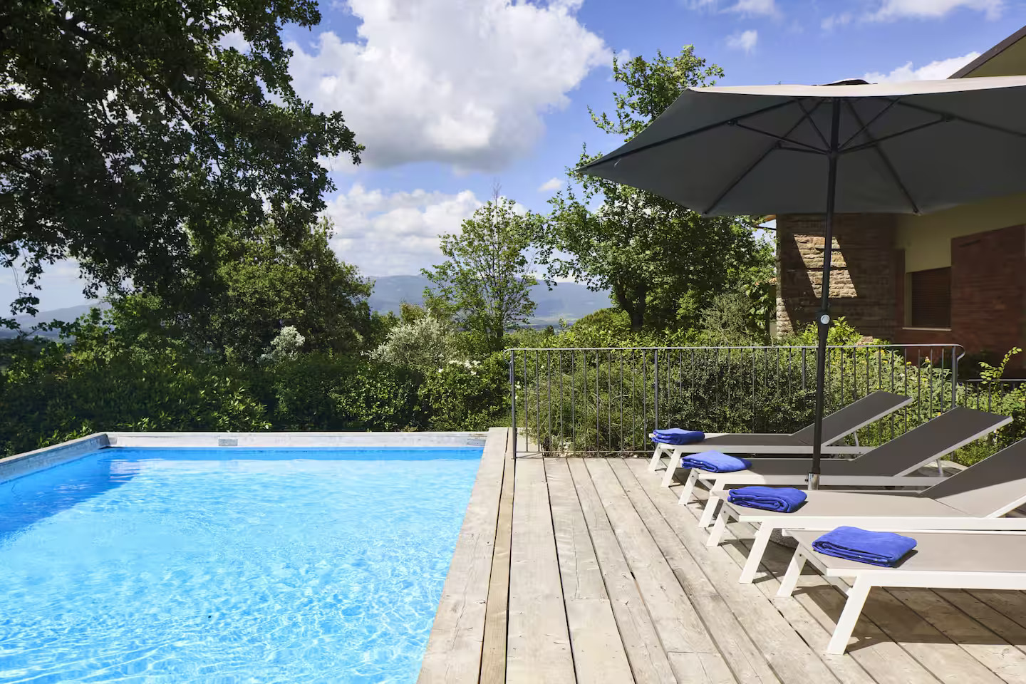 Villa near Arezzo, Pergine Valdarno, Tuscany